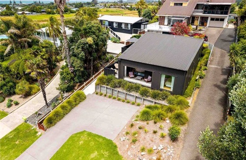 Waihi Beach House | Stunning Coastal Holiday Home with Ocean Views Near Martha Mine, Waihi Beach, New Zealand