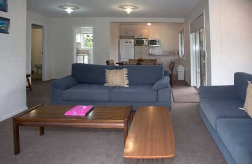 Cooks Beach Apartment | Stunning Cooks Beach Coromandel