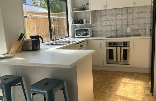 Mount Maunganui House | Stunning Mount beachside location