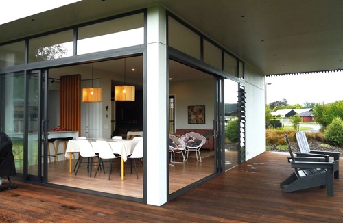 Greytown House | Stunning quiet home beside an orchard near Greytown village.