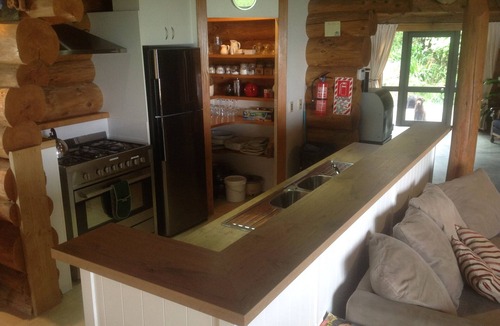 Gisborne Region Cabin | Stunning Tidal Waters Loglodge
