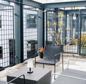 Parnell Apartment | Stylish loft in the heart of Parnell, free parking