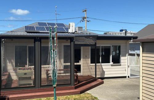 Petone House | Stylish Petone Stay