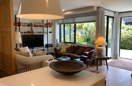 Grey Lynn Apartment | Stylish Townhouse