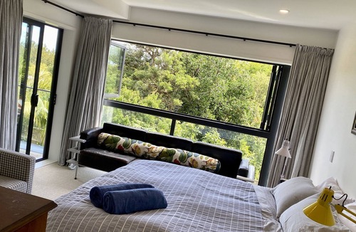 Grey Lynn House | Stylish Townhouse with two levels in Grey Lynn