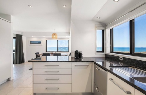 Mount Maunganui House | Sunbrae Sands - Mount Maunganui Holiday Homes