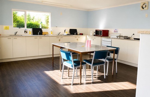 Wanaka Cabin | Sundale Caravan Retreat 2 Berth - Wanaka