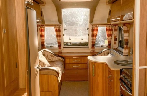 Wanaka Cabin | Sundale Caravan Retreat 4 Berth - Wanaka