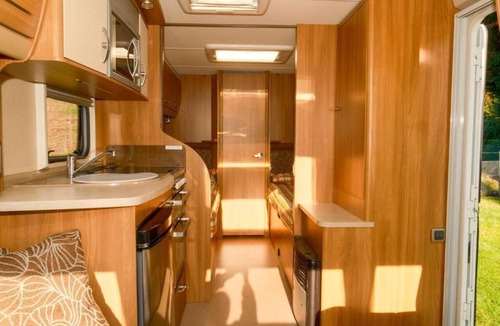 Wanaka Cabin | Sundale Caravan Retreat 4 Berth - Wanaka