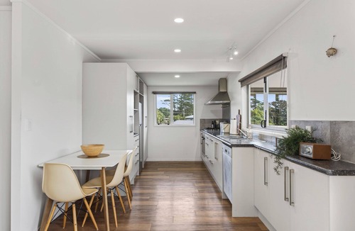 Mangawhai Heads House | Sundowners - Mangawhai Heads Holiday Home