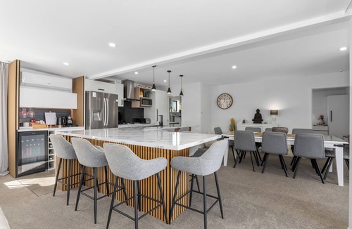 Mangawhai Heads House | Sunkissed Pool Villa - Mangawhai Holiday Home