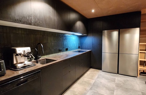 Whangamata Cabin | Surf & Fish Beach Retreat