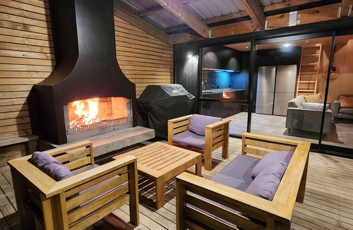 Whangamata Cabin | Surf & Fish Beach Retreat