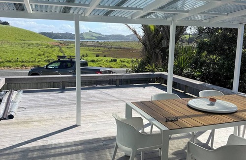 Taiharuru House | Taiharuru beach bach. Best of beach and rural living.