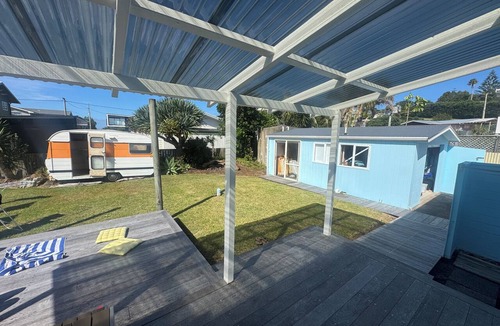 Taiharuru House | Taiharuru beach bach. Best of beach and rural living.