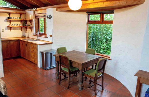 Tairua House | Tairua Earth House Retreat