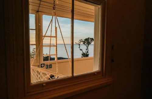 Bluff Hill Apartment | Taumata historic homestead - Cosy winter retreat