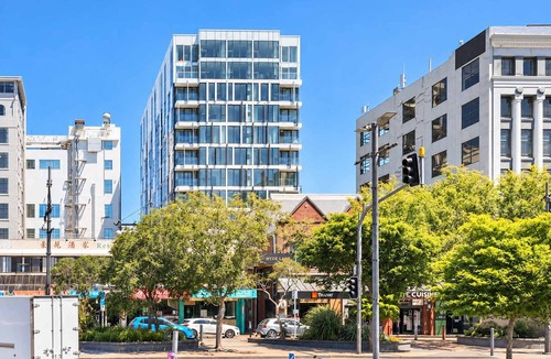 Te Aro Apartment | Te Aro 1BR with Pool & Gym in Wellington CBD