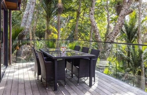 Ostend House | Te Toki Treehouse and Studio
