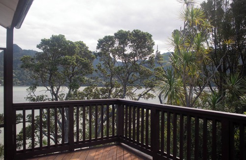 Huia House | Te Whare Huia - a stunning spacious home right on beautiful Huia Bay.