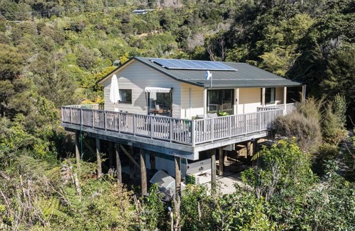 Havelock House | Tepuia Cottage - Havelock Holiday Retreat