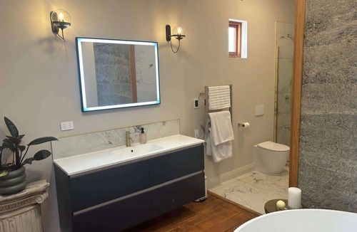 Martinborough Apartment | The Advocate