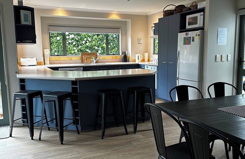 Wharewaka House | The Bach @ 54 - Rest, Relax, Recharge