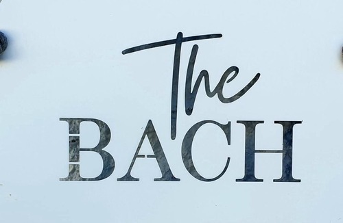 Pohara House | The Bach - Home away from Home in Pohara