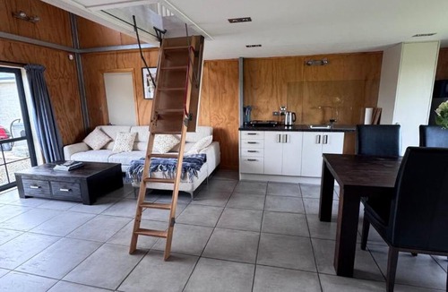 Martinborough Apartment | The Barn on Campbell