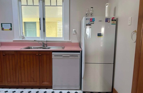 Paihia House | The Beach House - Paihia Holiday Home