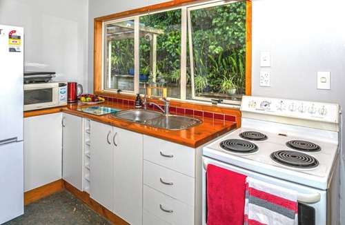 Tairua House | The Beach House - Tairua Holiday Home