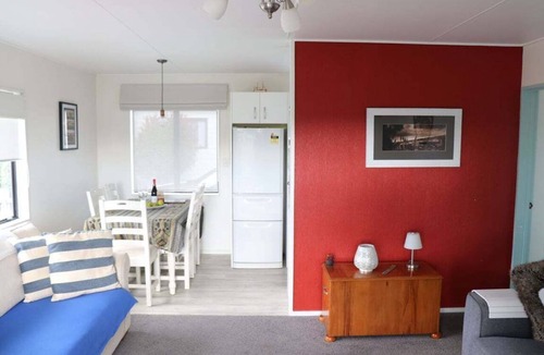 Whangamata House | The Blue Beach Bach - Whangamata