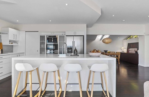 Sumner House | The Coastal Haven Villa