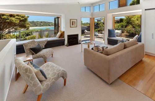 Oneroa House | The Cove at Little O - Stay Waiheke