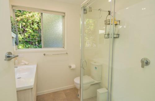 Fernhill House | The Encounter - Your Lake View house in Queenstown