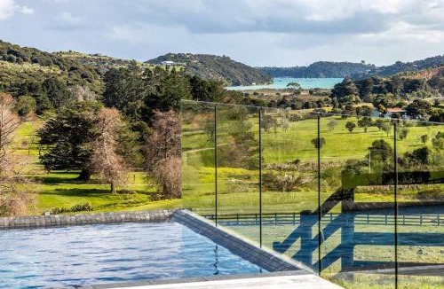 Onetangi House | The Fairways