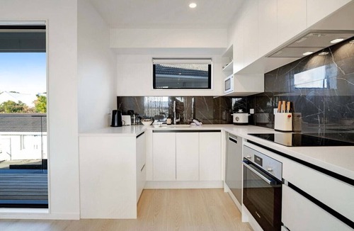Howick Villa | The Family Townhouse with Bunk Beds and Air-Con