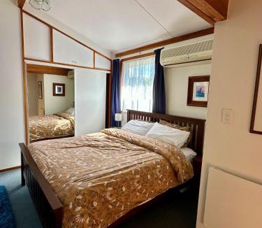 Dunedin Apartment | The Fantail's Nest - cosy & quiet studio apartment