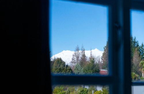 National Park Village House | The Flax Cottage - National Park Holiday Home