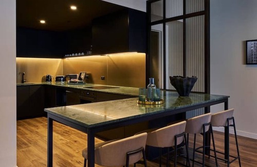 Auckland Central Business District Apartment | The Grand Heritage Suite · 4 Bed · Entire Floor