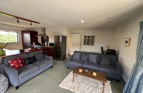 Lowburn House | The Iron Gate - Best Value and Pet Friendly!