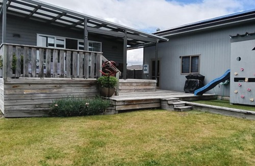 Motuoapa House | The Knights at Motuoapa, Tongariro Crossing, Taupo