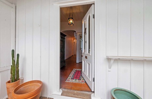 New Plymouth House | The Kreisler Homestead