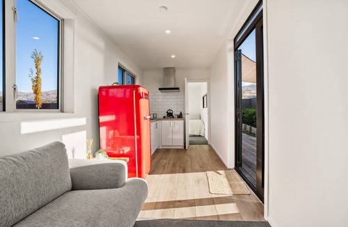 Lowburn Apartment | The Last Port Retreat