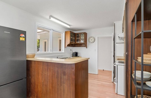 Mount Maunganui House | The Links - Mount Maunganui Holiday Home