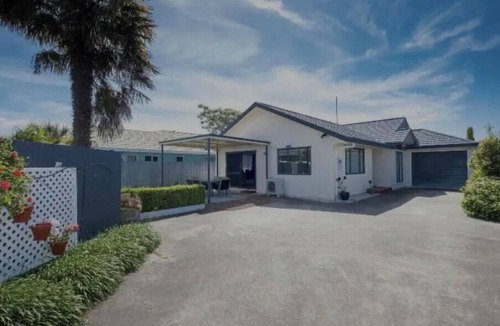 Napier House | The Napier Stay