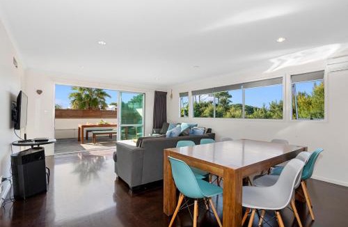 Mangawhai Heads House | The Nautical Bach - Mangawhai Heads Holiday Home