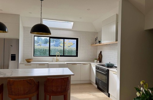 Lowburn House | The Orchard Escape - Cromwell