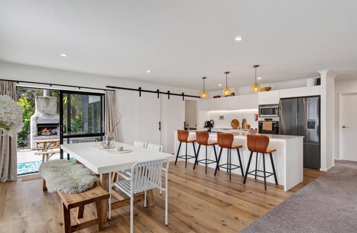 Mangawhai Heads House | The Pool House - Resort-Style Mangawhai Escape
