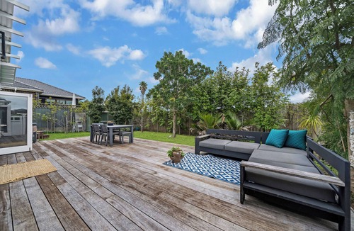Devonport House | The Sage House is a Luxury villa in Devonport. Beautifully renovated and filled with natural light, it offers stylish living spaces, a designer kitchen, and tranquil outdoor areas just minutes from beaches and cafes.